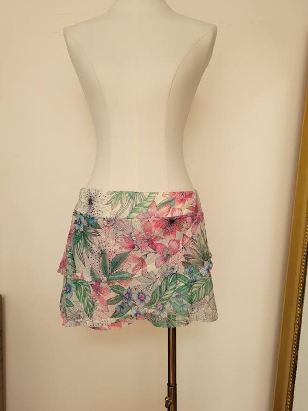 Coco Reef Midrise Floral Swim Skort Size M